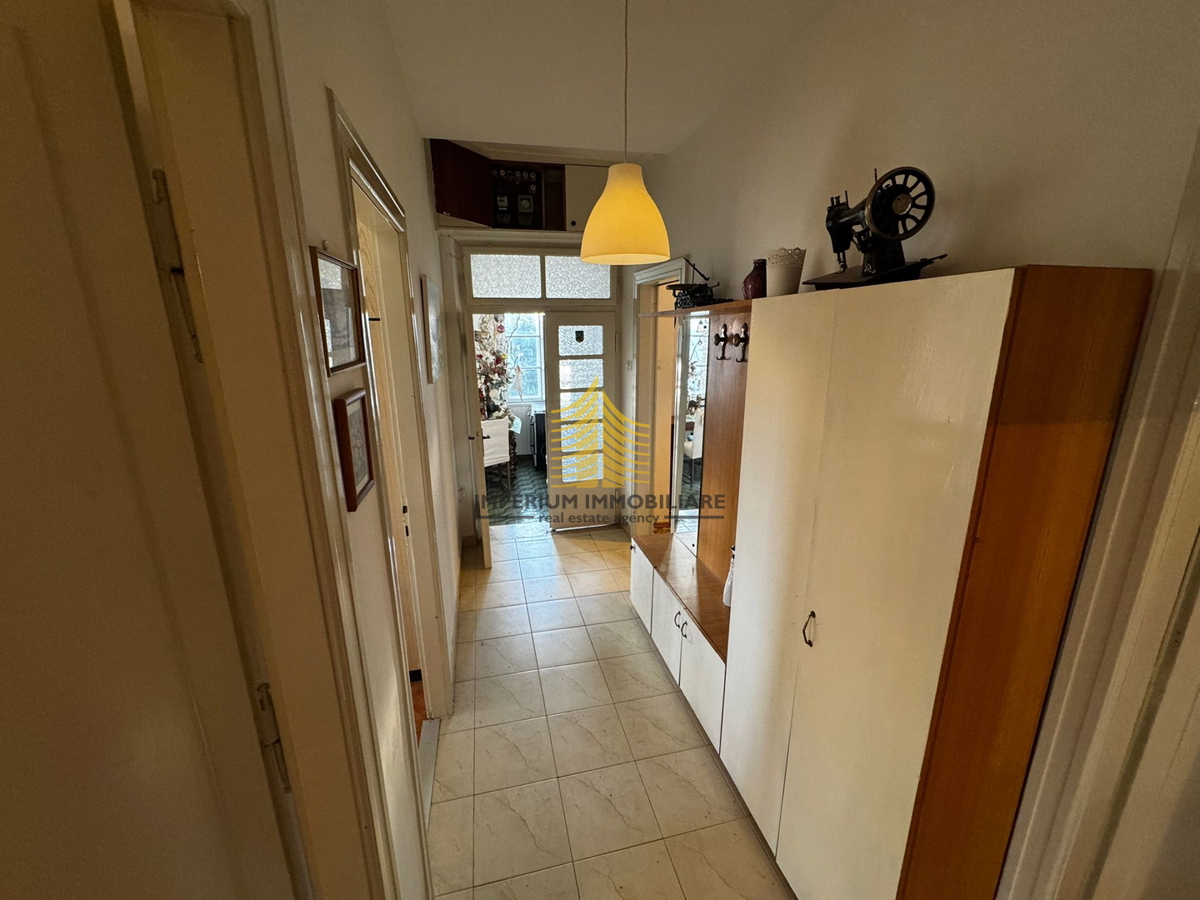 Casa, Vendita, Kaštel Štafilić, 231m2, Indipendente