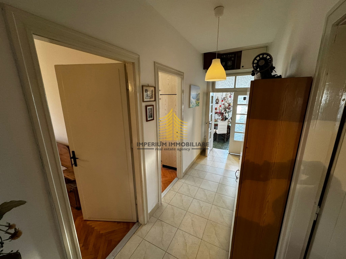 Casa, Vendita, Kaštel Štafilić, 231m2, Indipendente