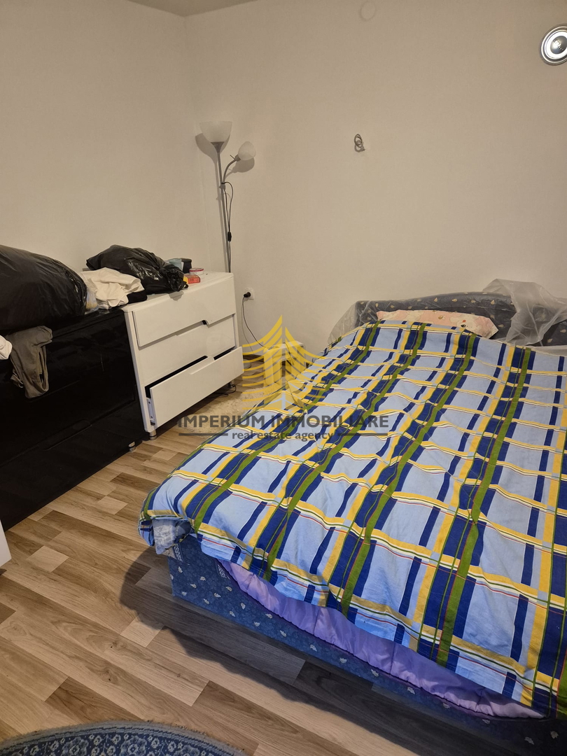 Appartamento, Vendita, Knin, 97,47 m², 2,5 locali (2 camere + soggiorno doppio)