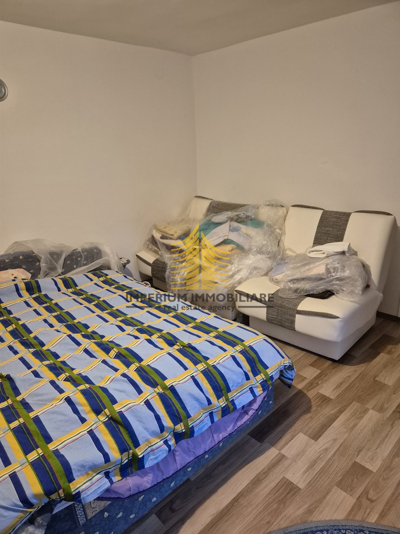 Appartamento, Vendita, Knin, 97,47 m², 2,5 locali (2 camere + soggiorno doppio)