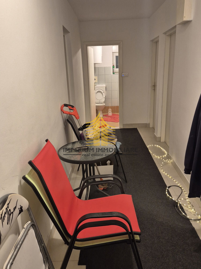 Appartamento, Vendita, Knin, 97,47 m², 2,5 locali (2 camere + soggiorno doppio)