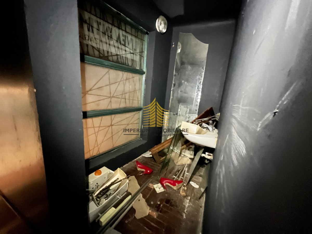 Locale commerciale, Vendita, Donji Grad, Donji grad, 23m2, Spazio per servizi