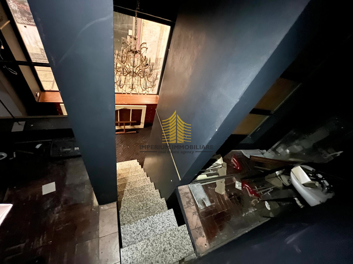 Locale commerciale, Vendita, Donji Grad, Donji grad, 23m2, Spazio per servizi