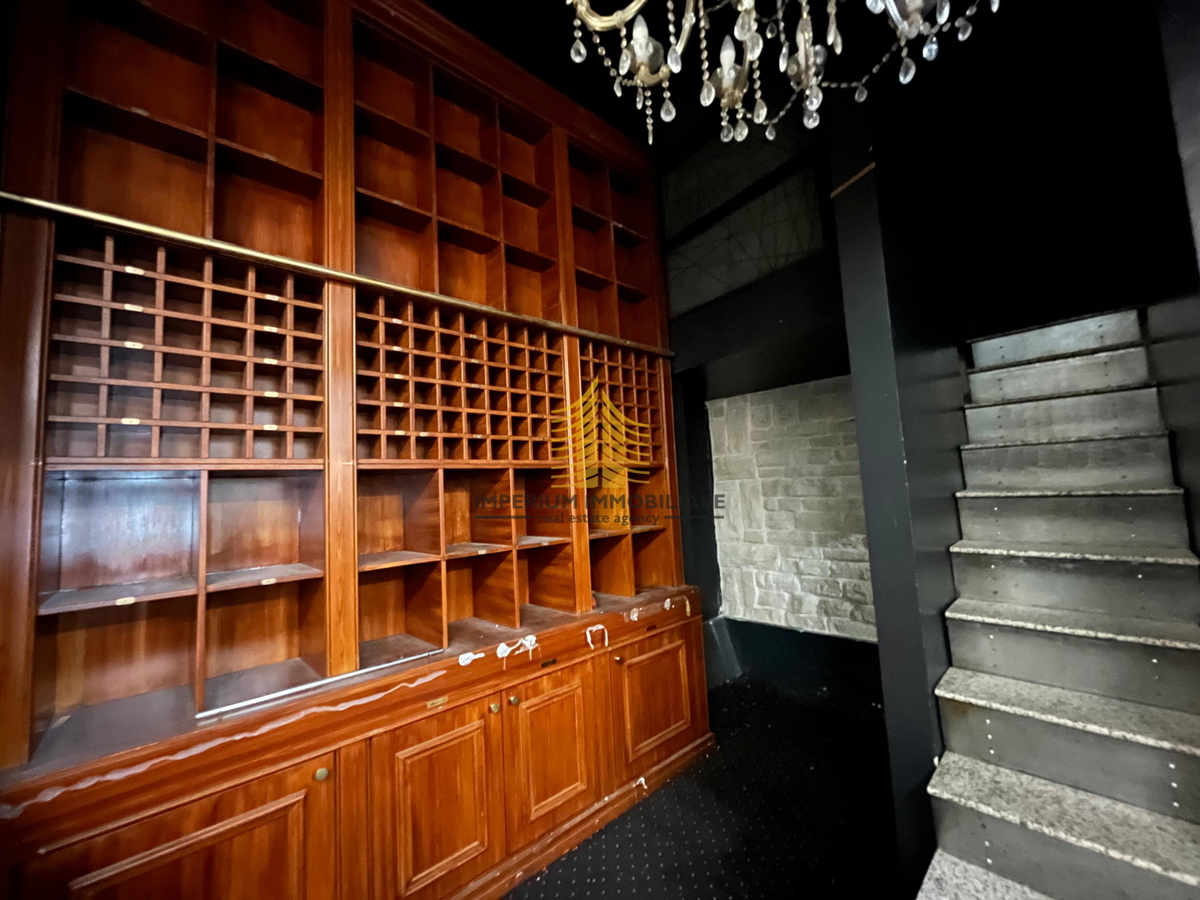 Locale commerciale, Vendita, Donji Grad, Donji grad, 23m2, Spazio per servizi