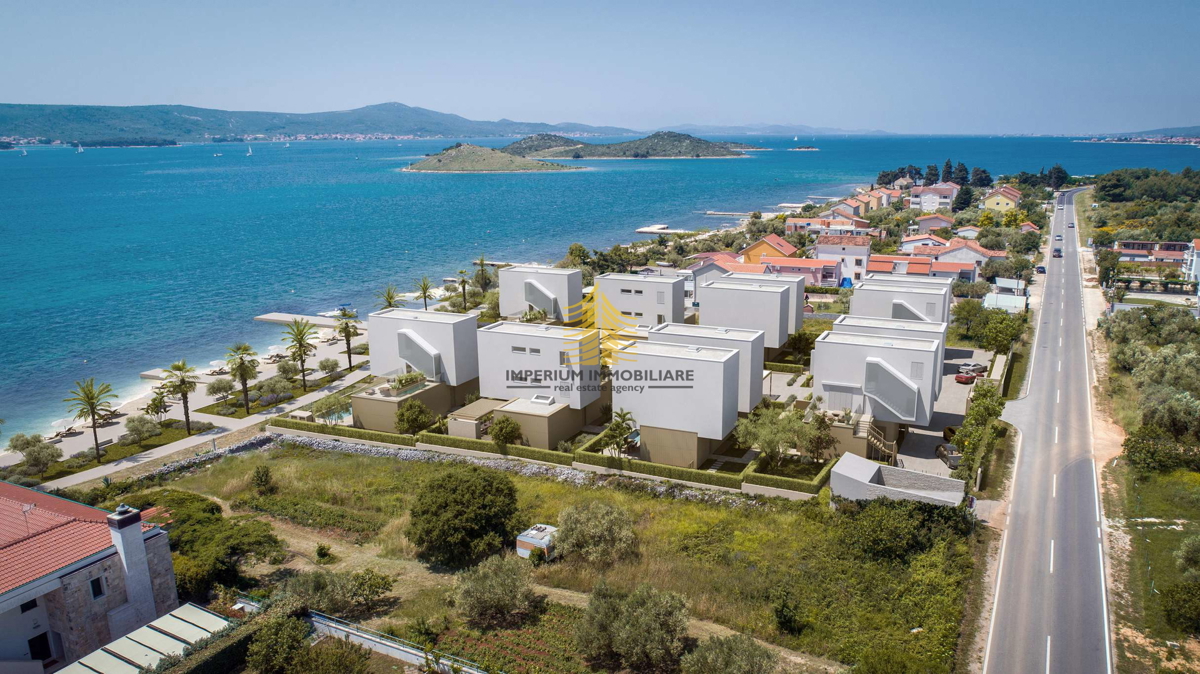 Appartamento, Vendita, Sveti Filip e Giacomo, Turanj, 100m2, 2,5 locali (2 camere + soggiorno doppio)