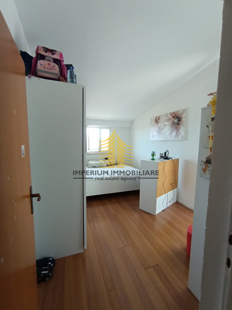 Appartamento, Vendita, Kaštel Štafilić, 112,86 m2, 3,5 locali (3 camere + soggiorno)