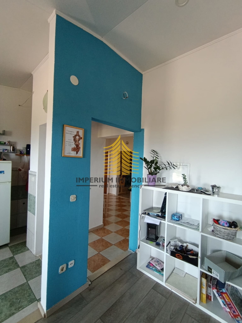 Appartamento, Vendita, Kaštel Štafilić, 112,86 m2, 3,5 locali (3 camere + soggiorno)