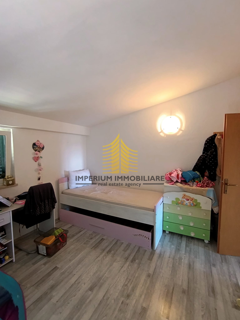 Appartamento, Vendita, Kaštel Štafilić, 112,86 m2, 3,5 locali (3 camere + soggiorno)