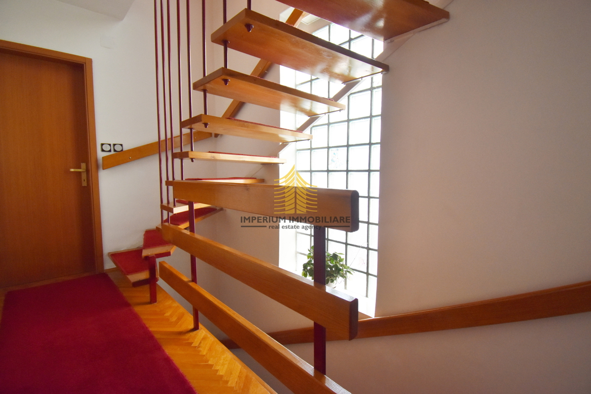 Casa, Vendita, Stenjevec, Stenjevec, 210m2, Indipendente