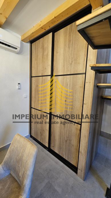 Casa, In vendita, Kaštel Sućurac, 60m2, In fila