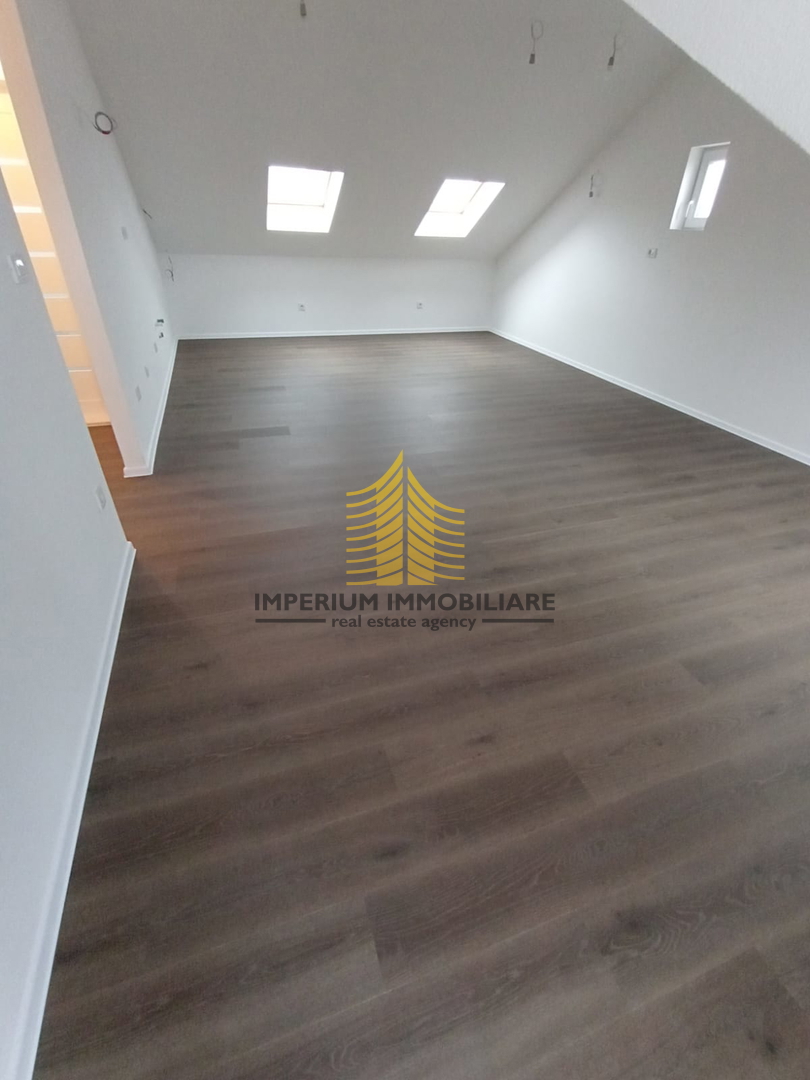 Appartamento, Vendita, Spalato, Collina, 95m2, 3,5 locali (3 camere + soggiorno doppio)