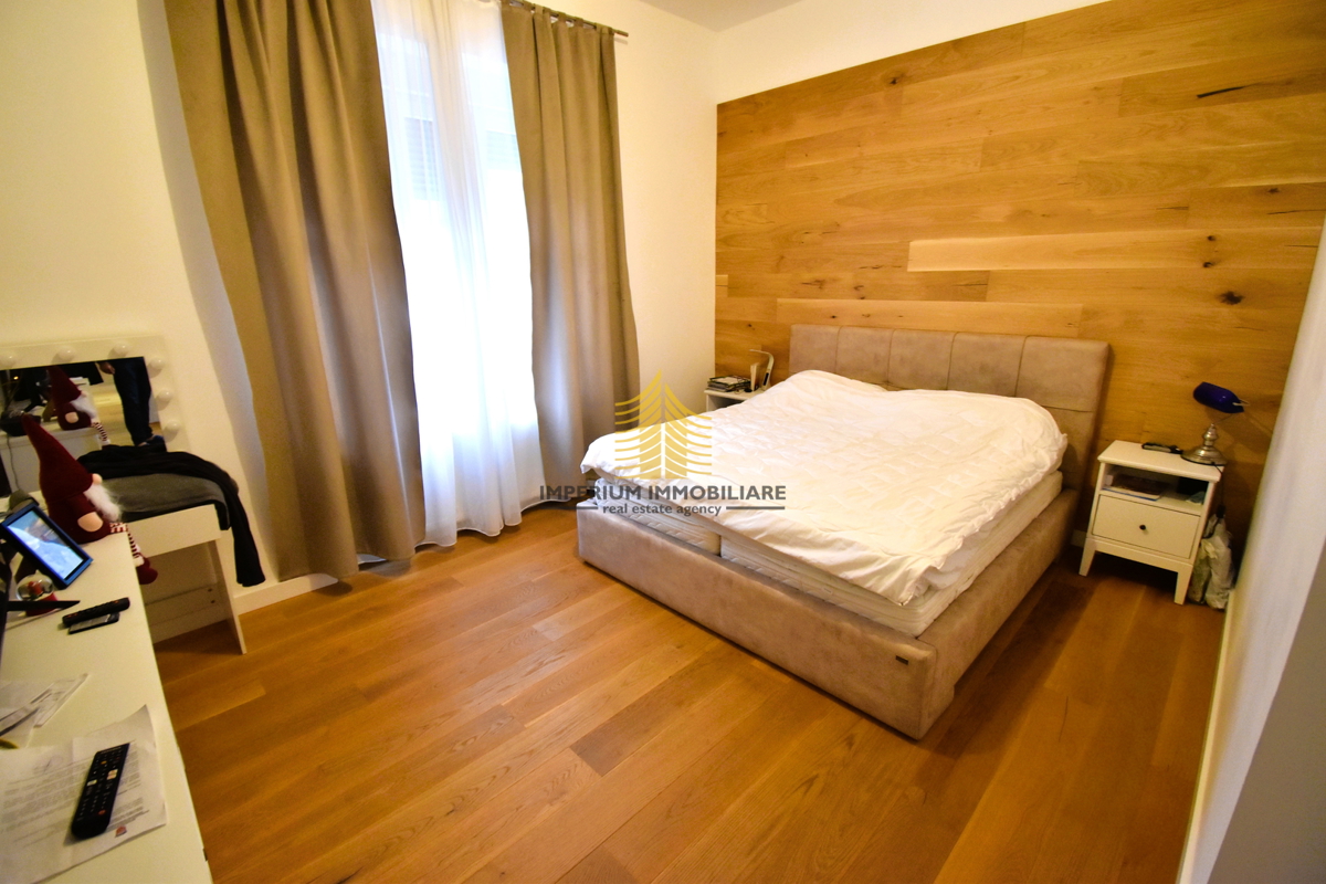 Appartamento, Vendita, Donji Grad, 125m2, 4 locali