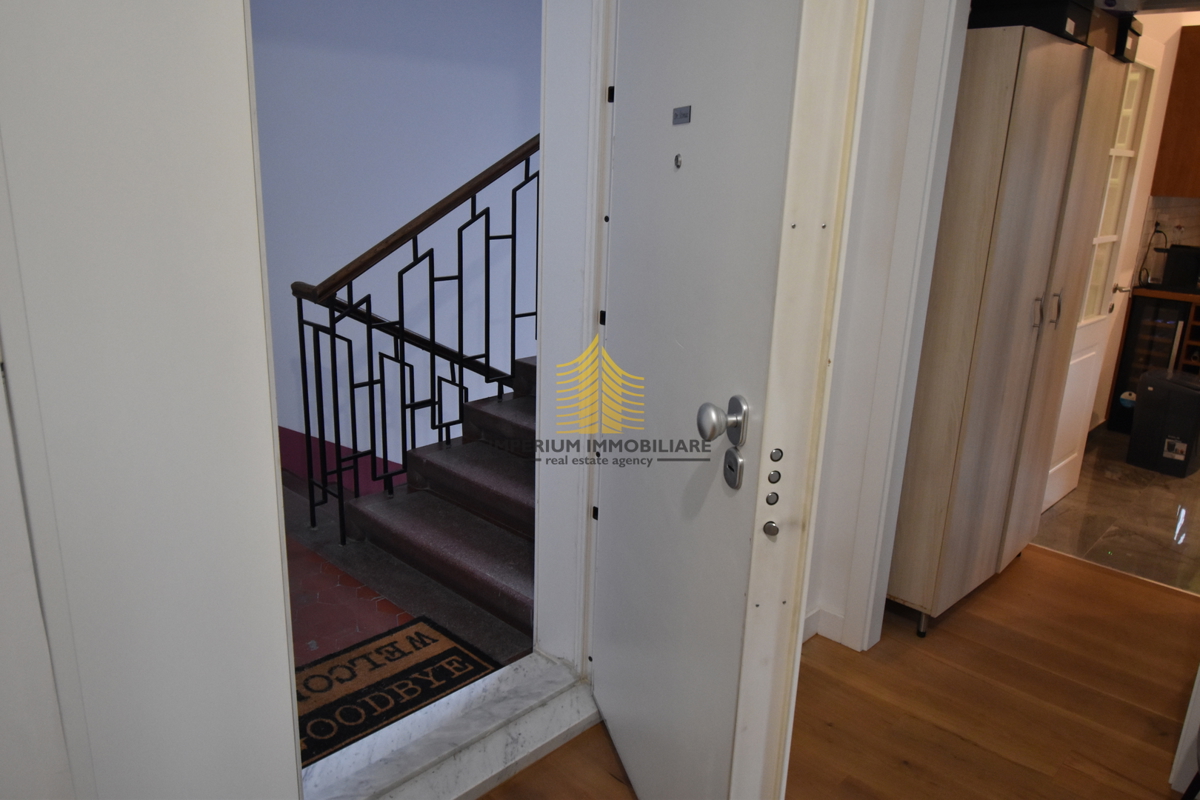 Appartamento, Vendita, Donji Grad, 125m2, 4 locali