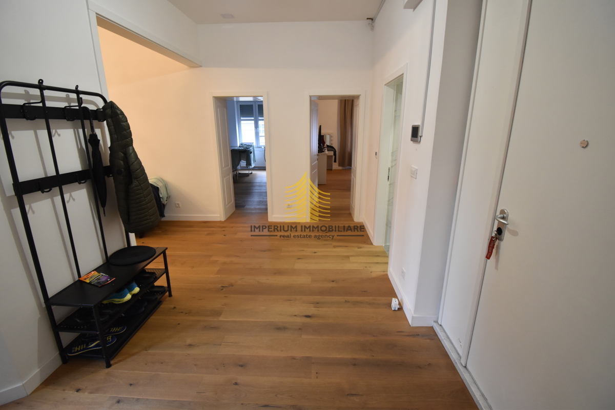 Appartamento, Vendita, Donji Grad, 125m2, 4 locali