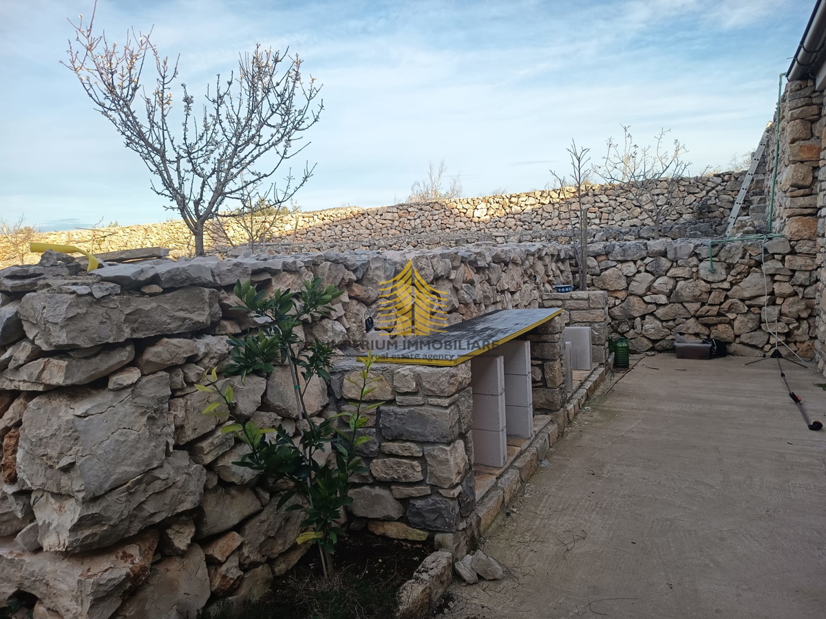 Casa, Vendita, Zaton, 30000m2, Indipendente