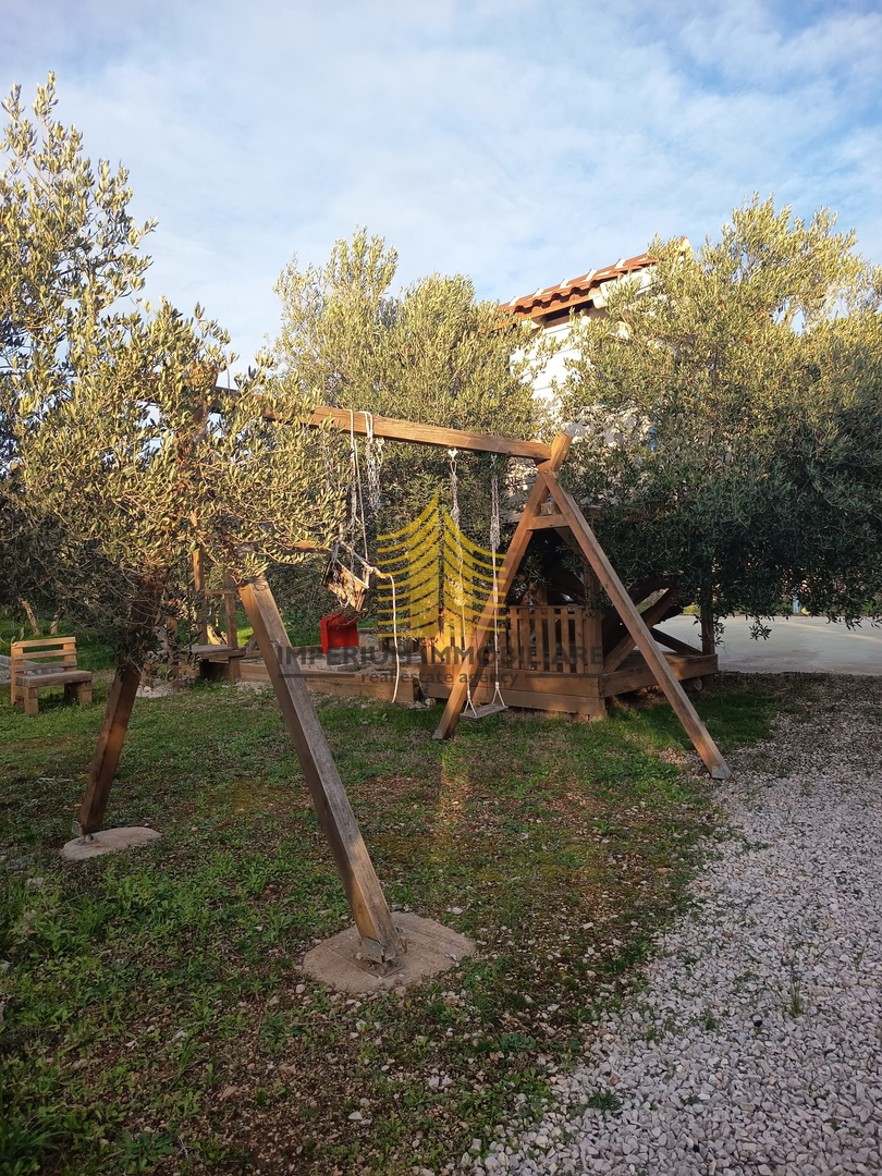 Casa, Vendita, Zaton, 30000m2, Indipendente