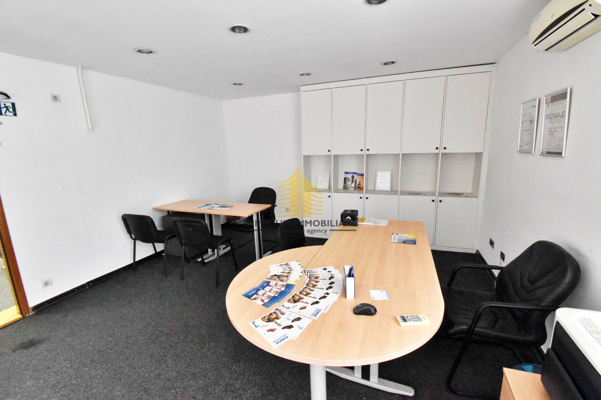 Locale commerciale, Vendita, Donji Grad, Donji grad, 105m2, Spazio per servizi