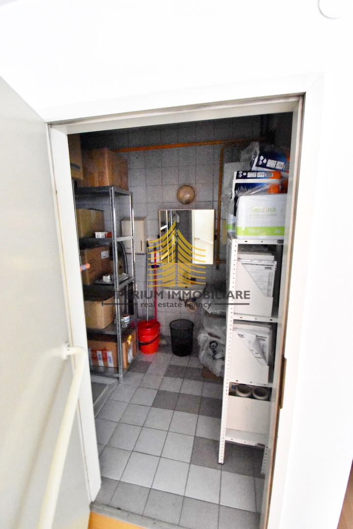 Locale commerciale, Vendita, Donji Grad, Donji grad, 105m2, Spazio per servizi