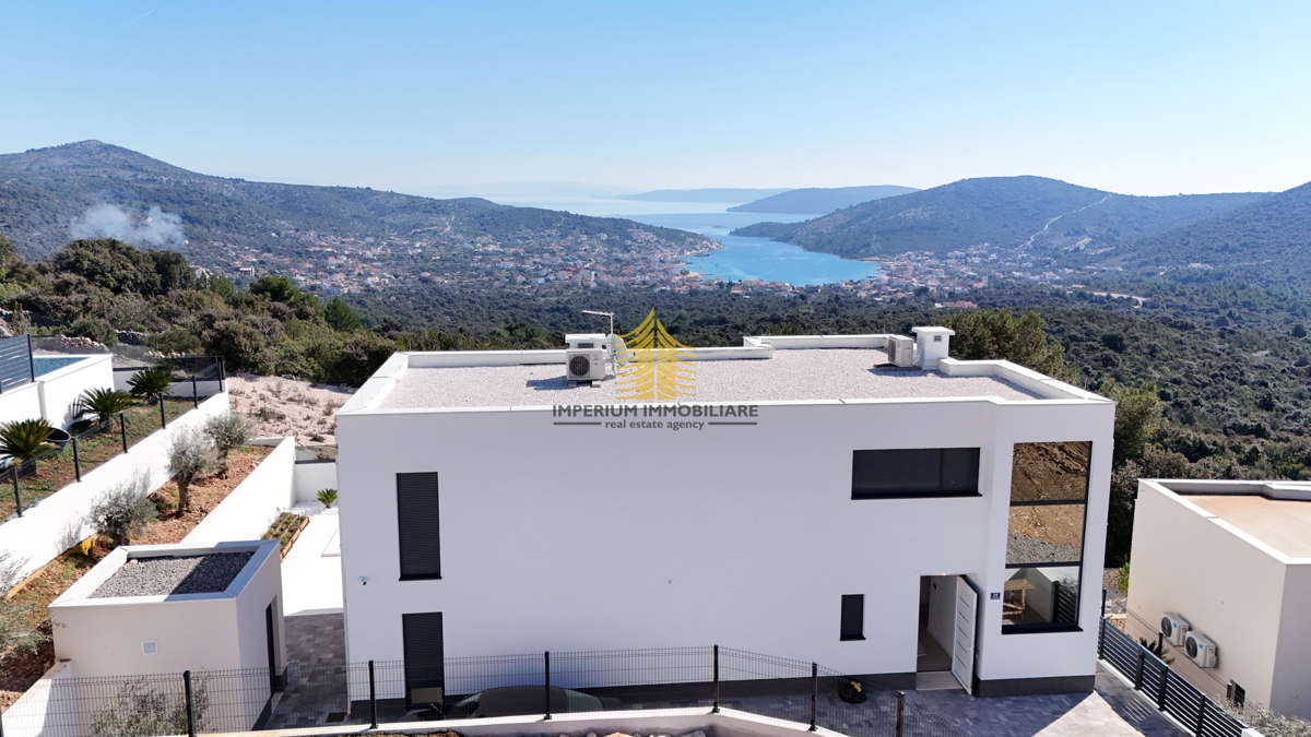 Casa, Vendita, Marina, Vinišće, 208m2, Indipendente