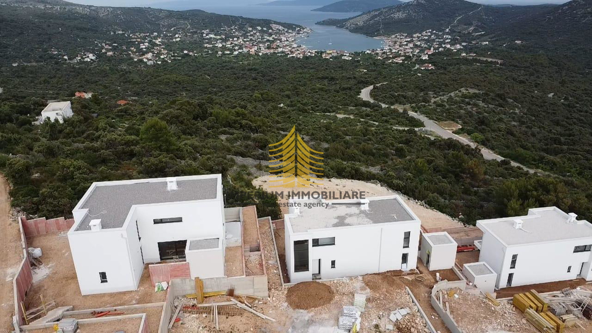 Casa, Vendita, Marina, Vinišće, 208m2, Indipendente