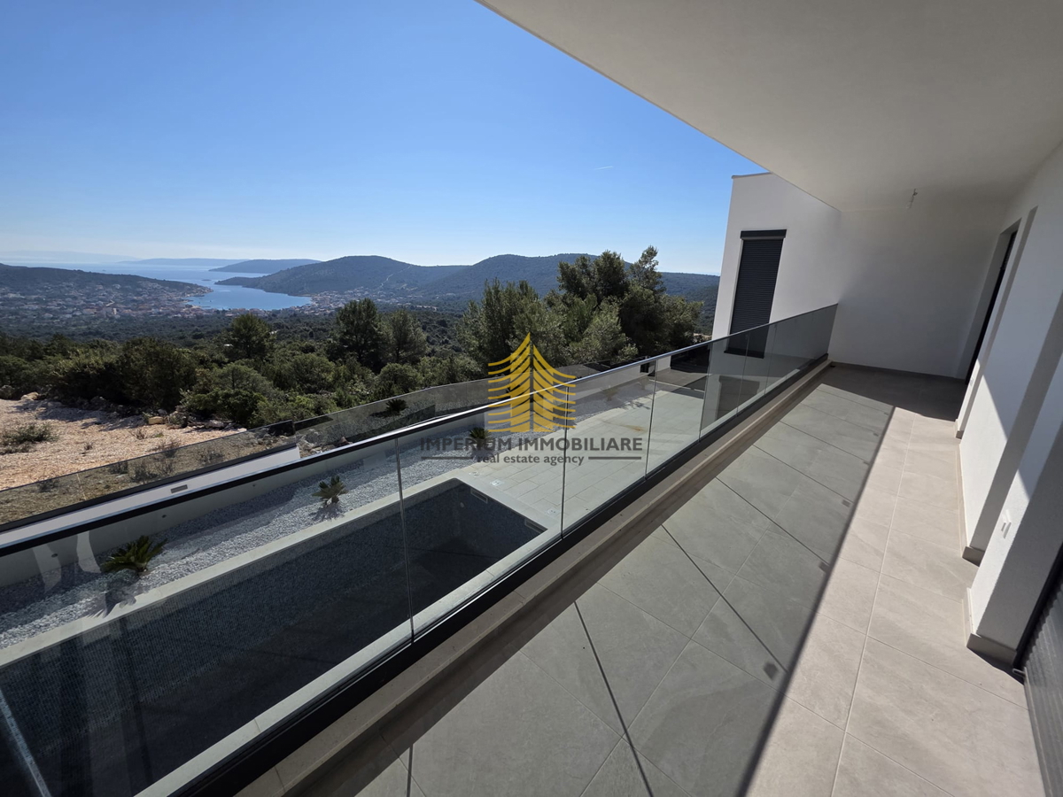 Casa, Vendita, Marina, Vinišće, 208m2, Indipendente