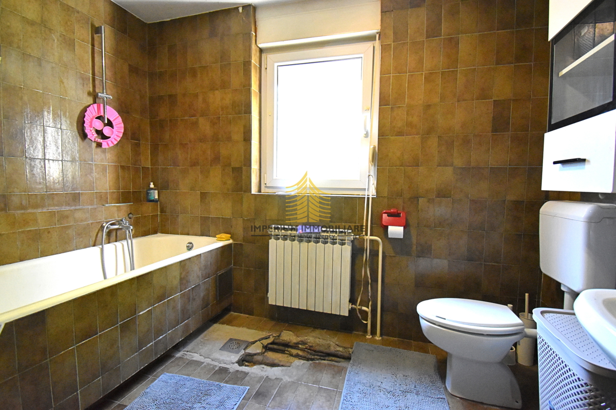 Casa, Vendita, Podsljeme, Markuševec, 220m2, Indipendente