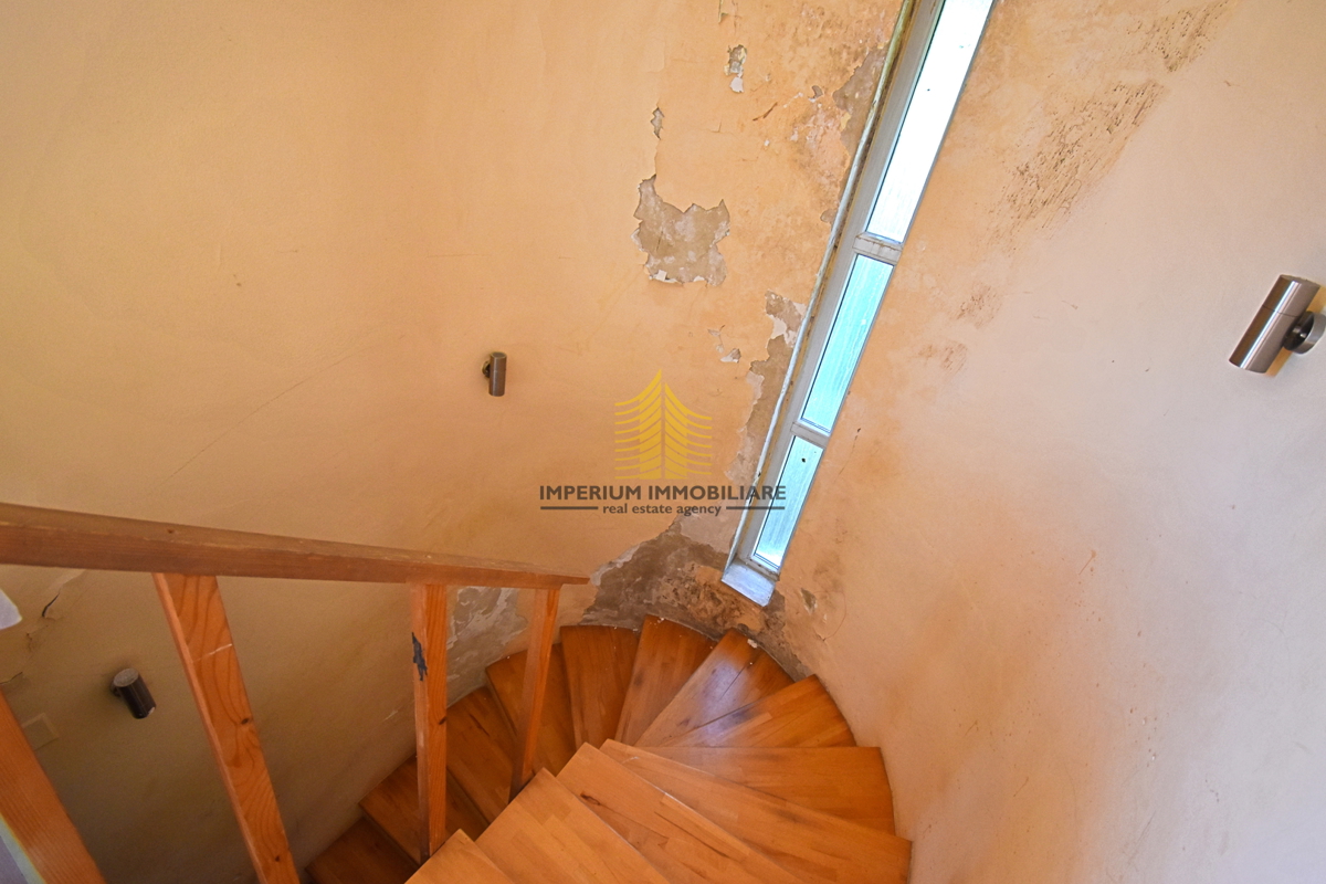 Casa, Vendita, Podsljeme, Markuševec, 220m2, Indipendente