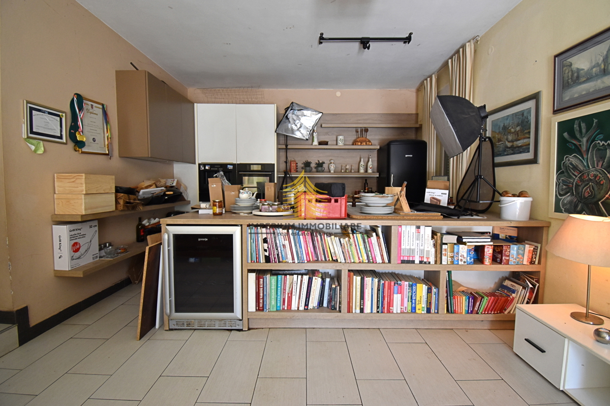 Casa, Vendita, Podsljeme, Markuševec, 220m2, Indipendente