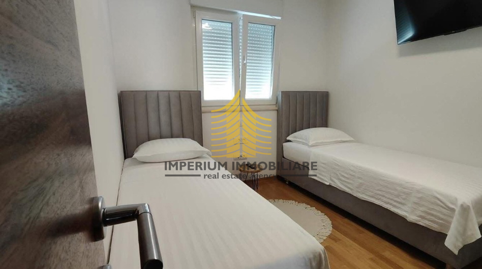 Appartamento, Vendita, Makarska, 75m2, 2,5 locali (2 camere + soggiorno con angolo cottura)