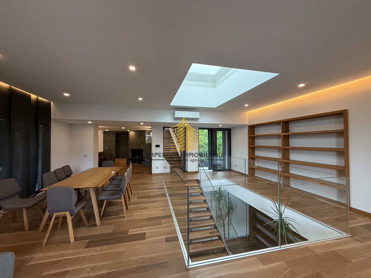 Casa, Vendita, Podsljeme, Gračani, 420m2, Indipendente