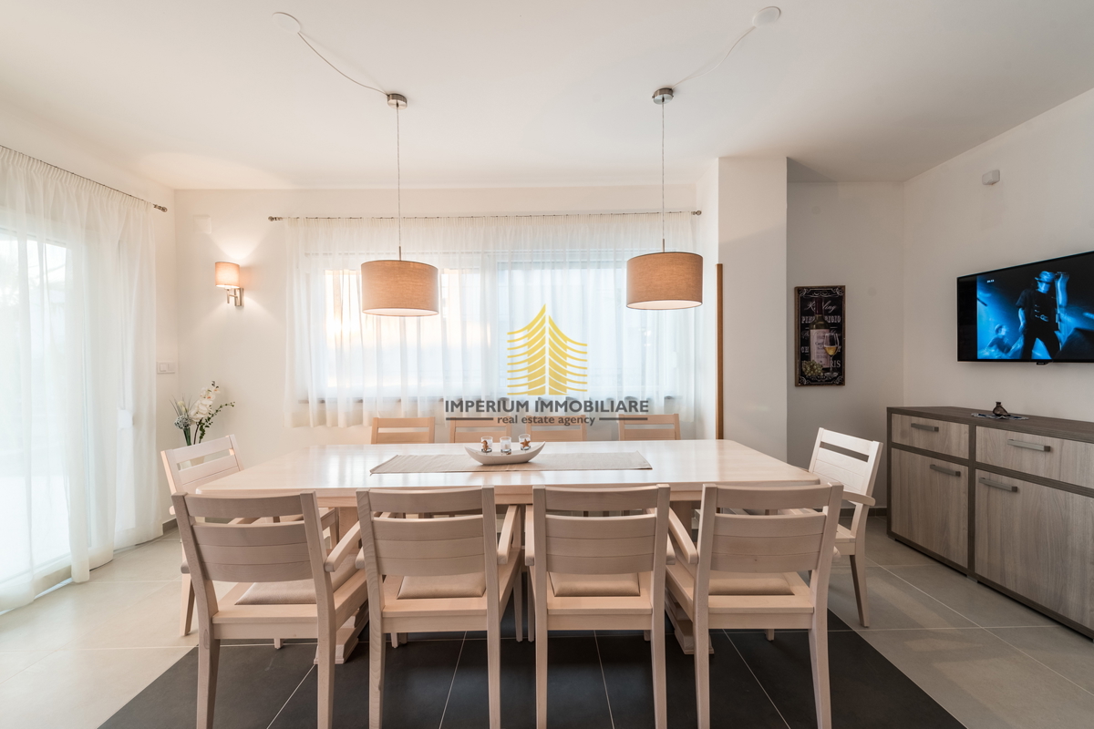 Casa, Vendita, Sukošan, Debeljak, 251m2, Villa