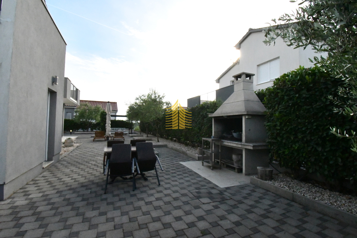 Casa, Vendita, Sukošan, Debeljak, 251m2, Villa