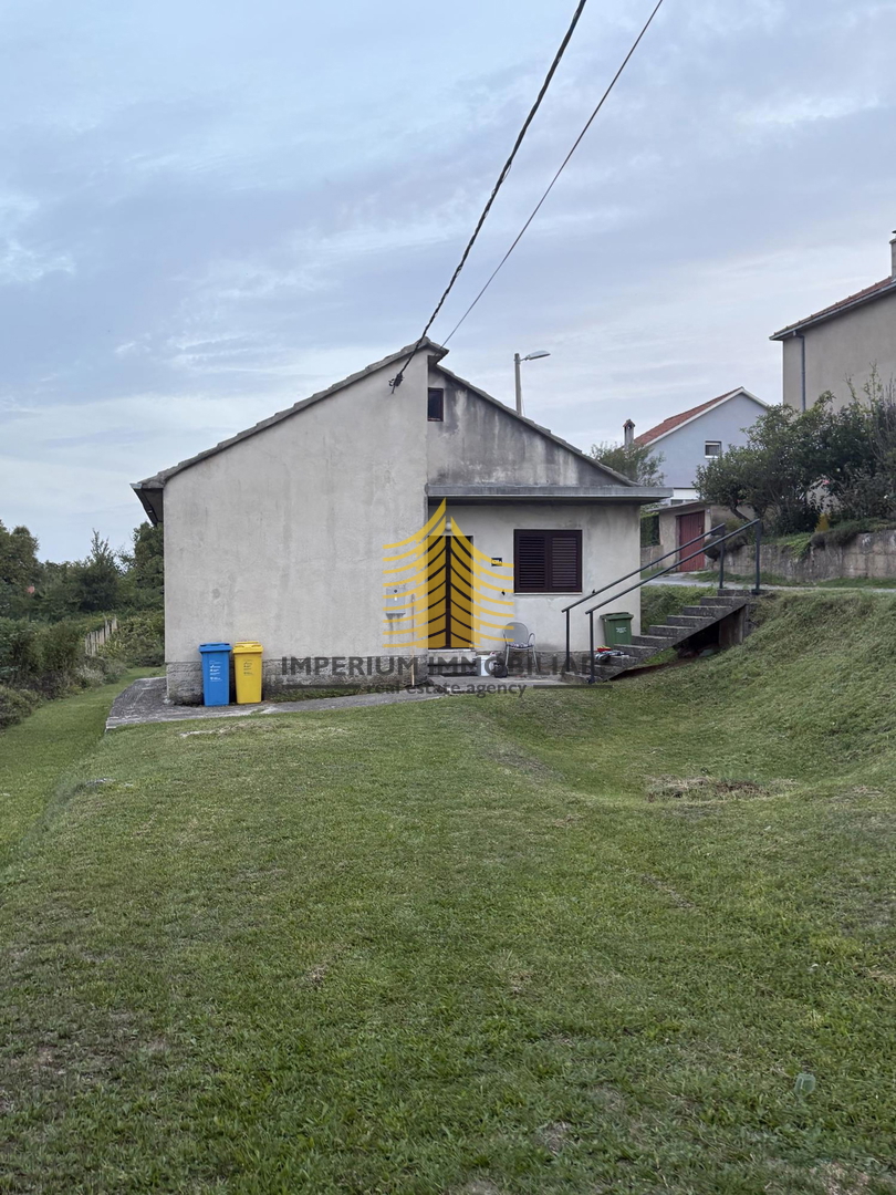 Casa, Vendita, Sinj, Glavice, 83m2, Indipendente