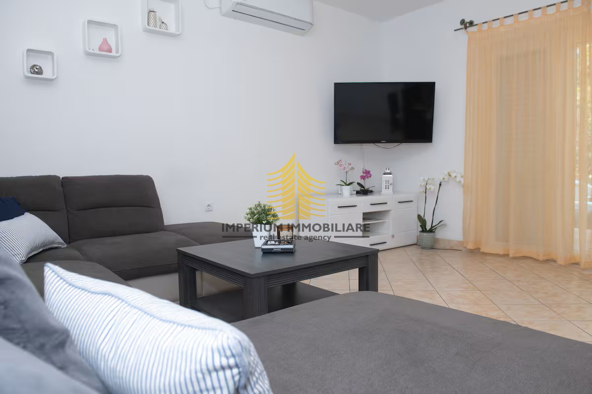 Casa, Vendita, Podstrana, 150m2, Casa bifamiliare