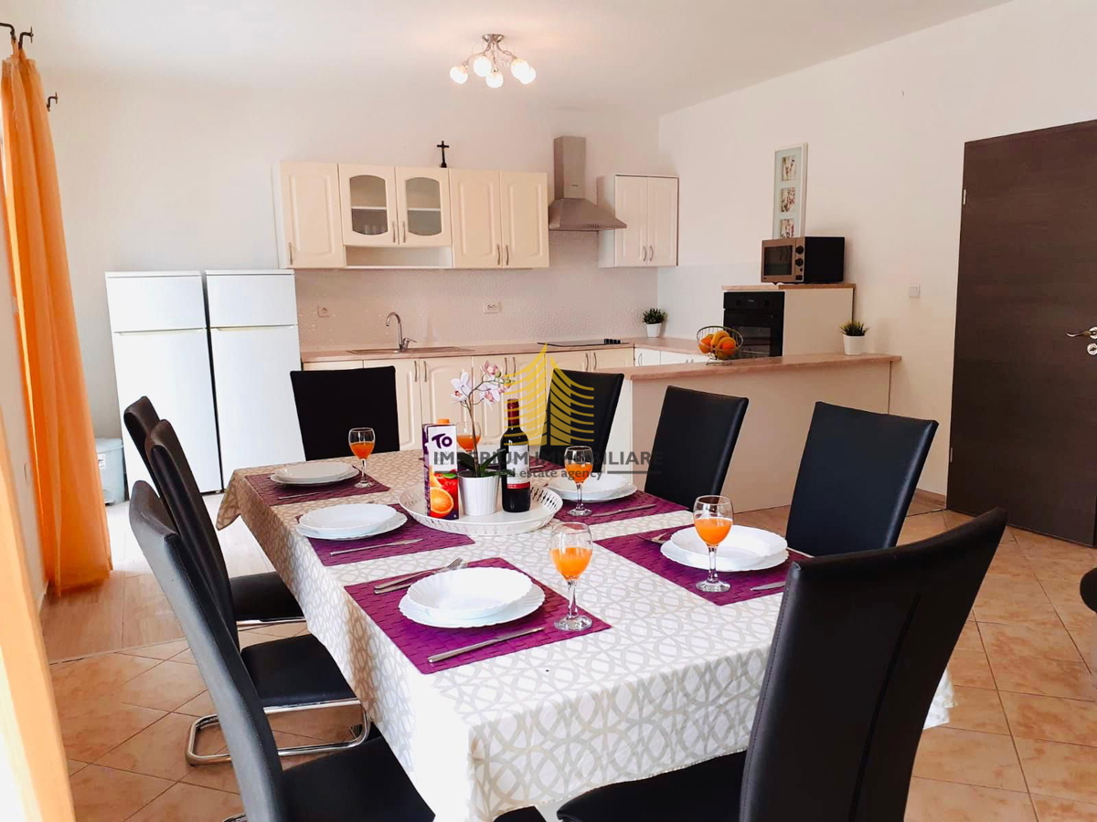 Casa, Vendita, Podstrana, 150m2, Casa bifamiliare