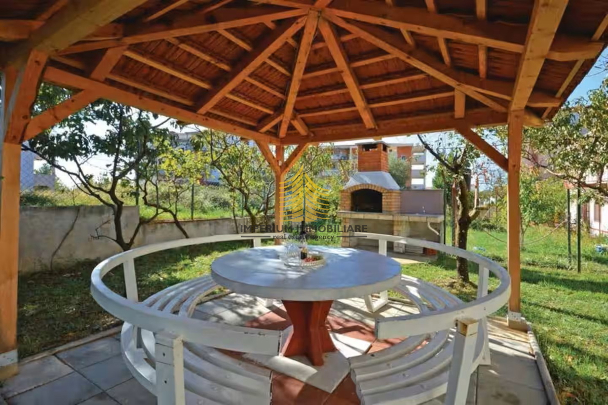 Casa, Vendita, Podstrana, 150m2, Casa bifamiliare