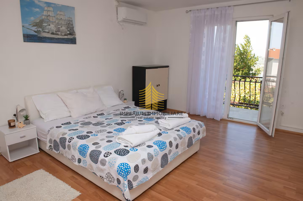 Casa, Vendita, Podstrana, 150m2, Casa bifamiliare