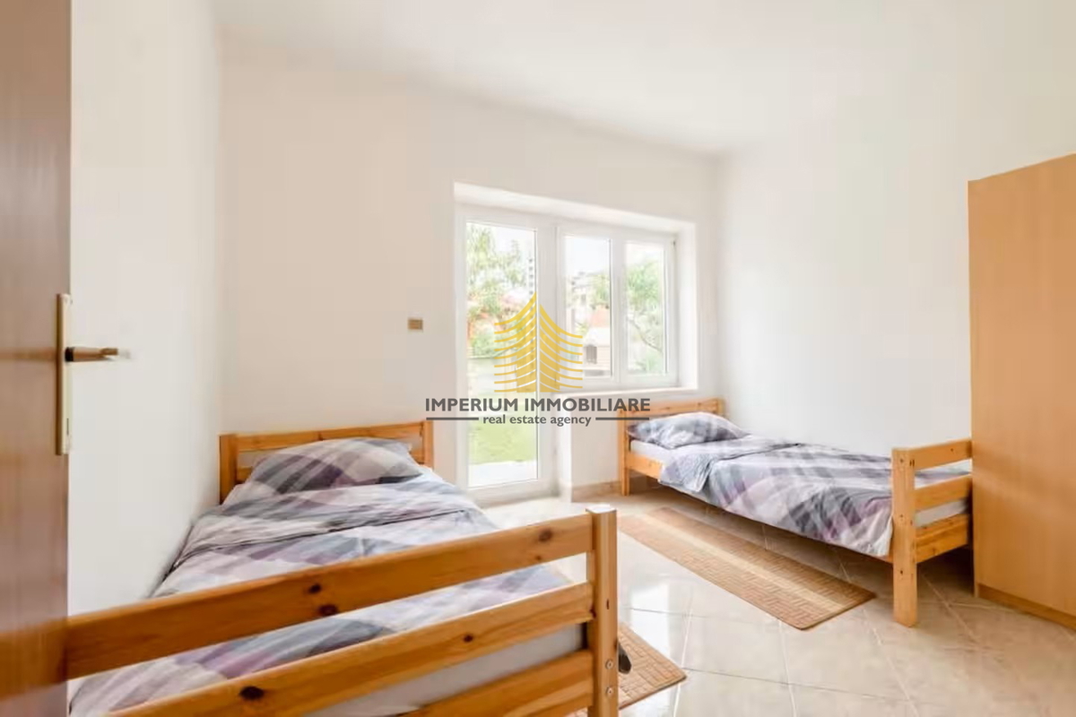 Casa, Vendita, Podstrana, 150m2, Casa bifamiliare