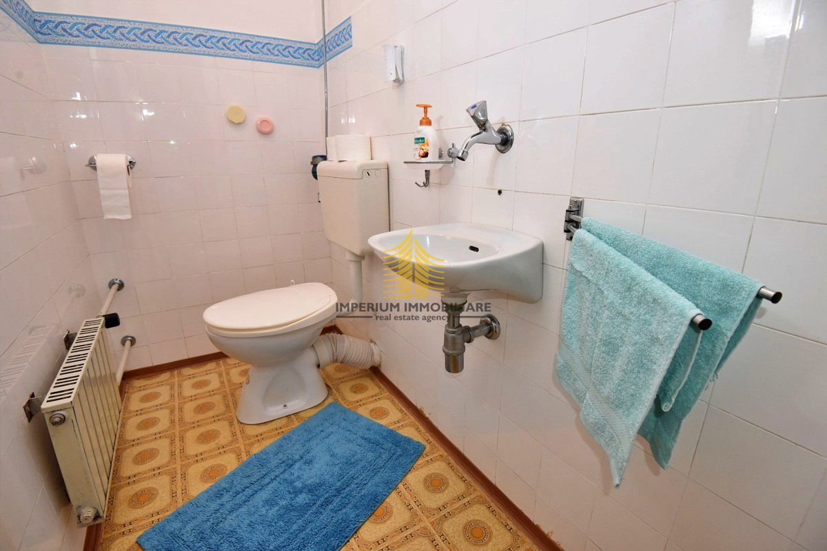 Appartamento, Vendita, Zadar, Poluotok (centro), 76,64 m², 2,5 locali (2 camere + soggiorno)