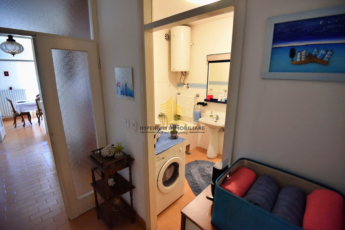 Appartamento, Vendita, Zadar, Poluotok (centro), 76,64 m², 2,5 locali (2 camere + soggiorno)