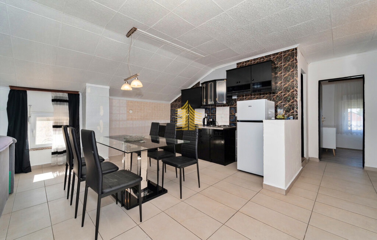 Casa, Vendita, Benkovac, Donji Karin, 250m2, Indipendente