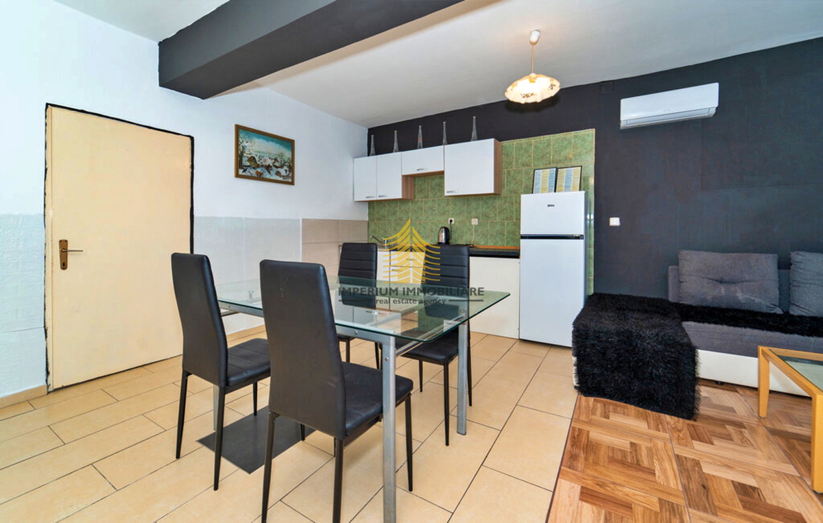 Casa, Vendita, Benkovac, Donji Karin, 250m2, Indipendente