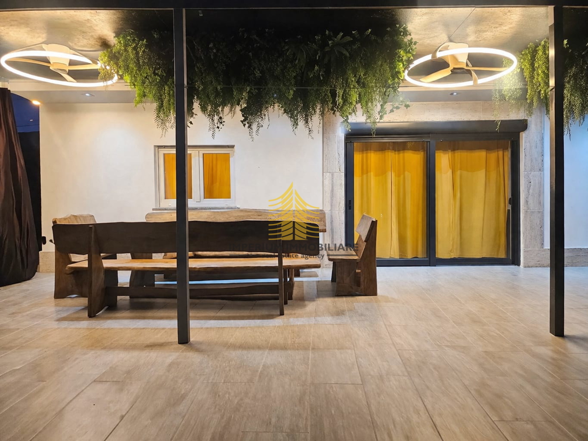 Casa, Vendita, Split, Dujmovača, 164m2, Indipendente