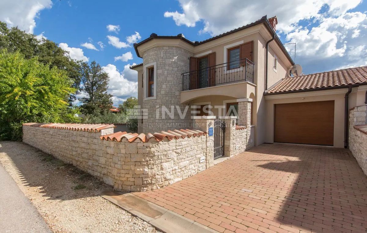 Croazia, Istria, dintorni di Digniano, bellissima villa con piscina e garage, 3 camere da letto