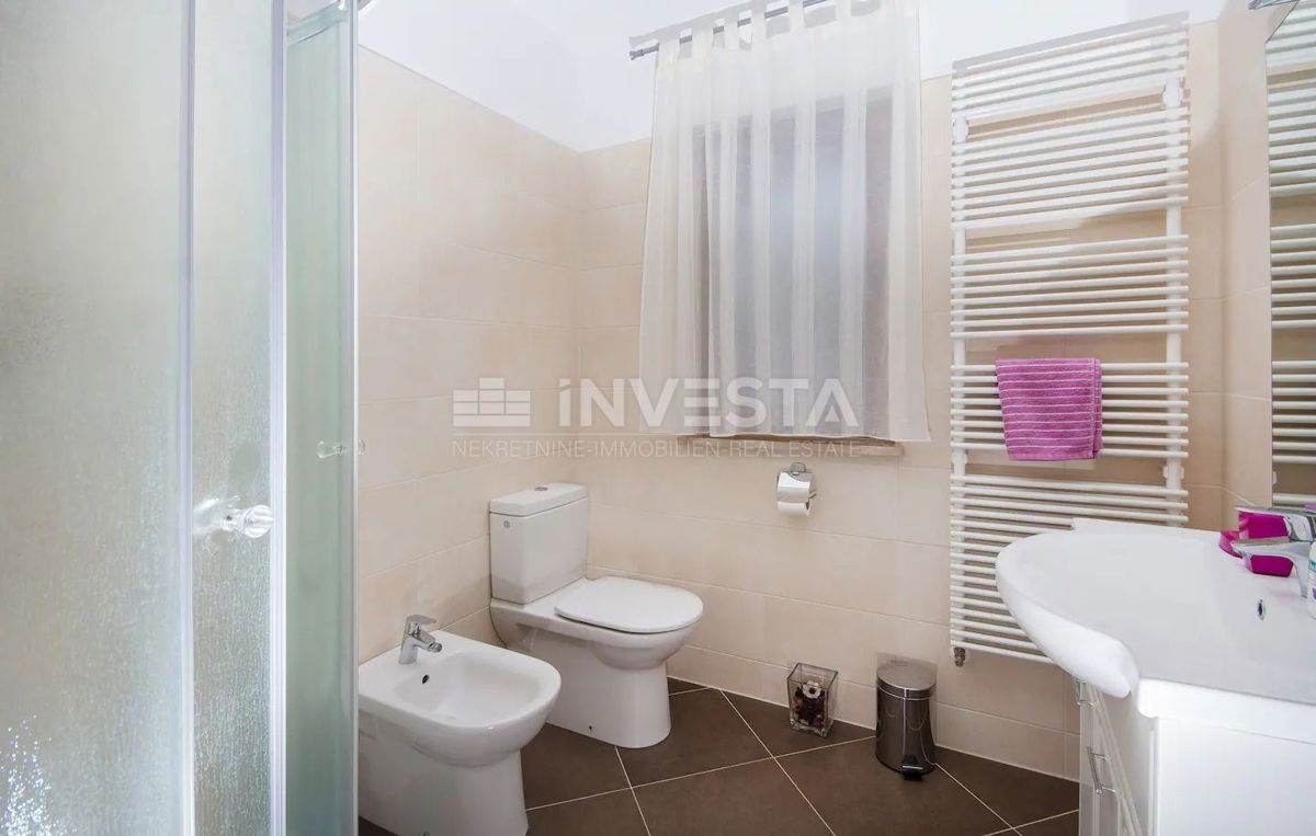 Croazia, Istria, dintorni di Digniano, bellissima villa con piscina e garage, 3 camere da letto