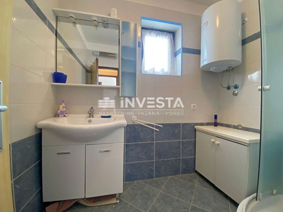 Medulin, Casa indipendente con 3 unità abitative e vista mare