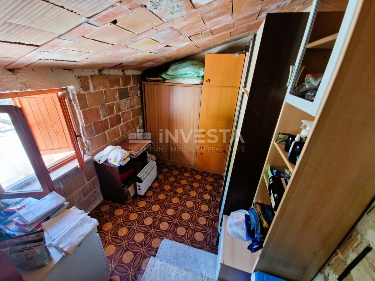 Casa con 6 unità abitative – vicino al mare