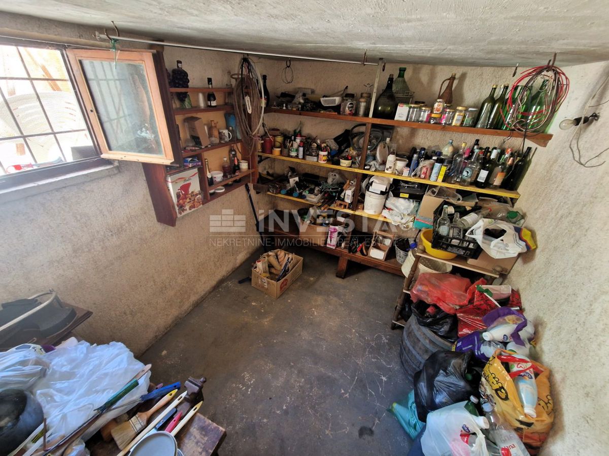 Casa con 6 unità abitative – vicino al mare