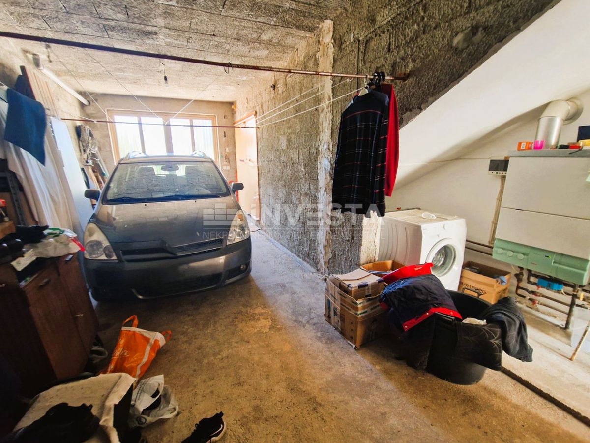 Casa con 6 unità abitative – vicino al mare