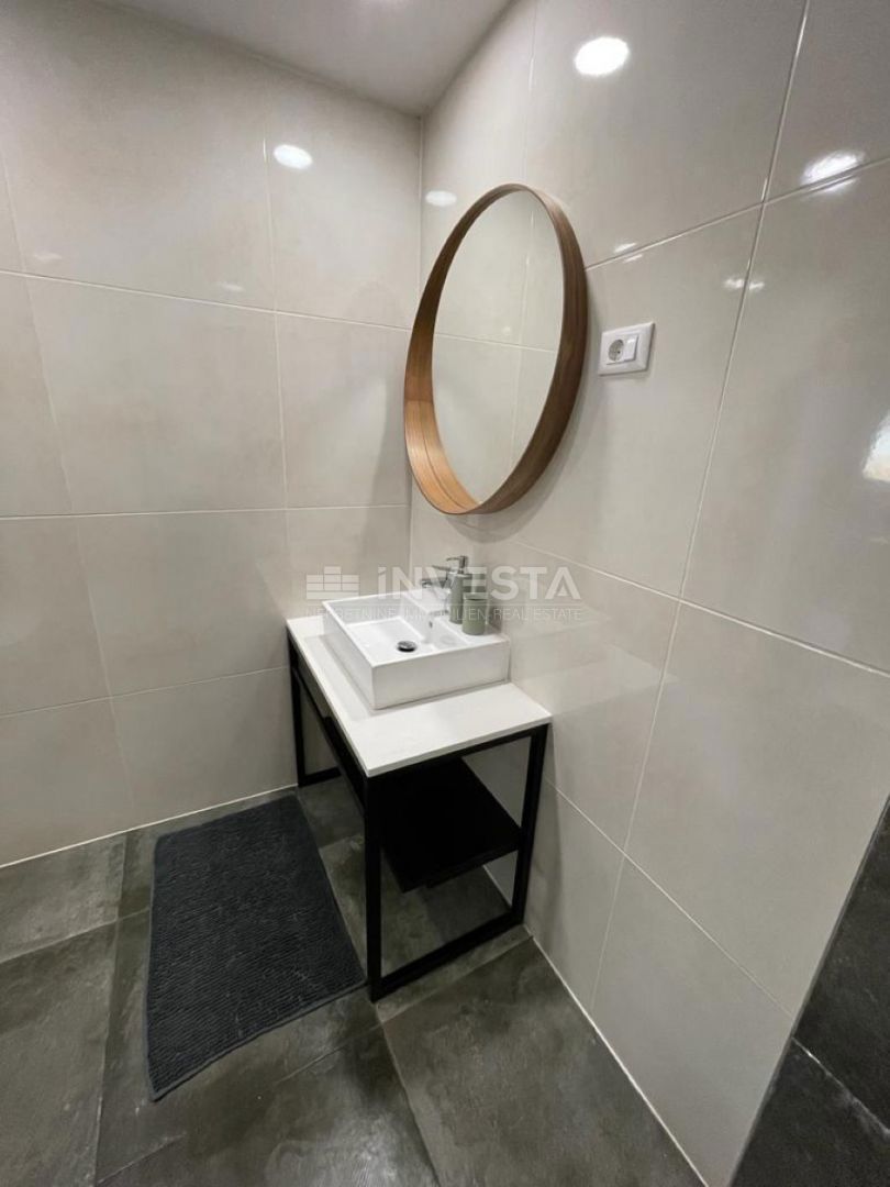 Fasana, appartamento spazioso con terrazza, a 400 m dal mare